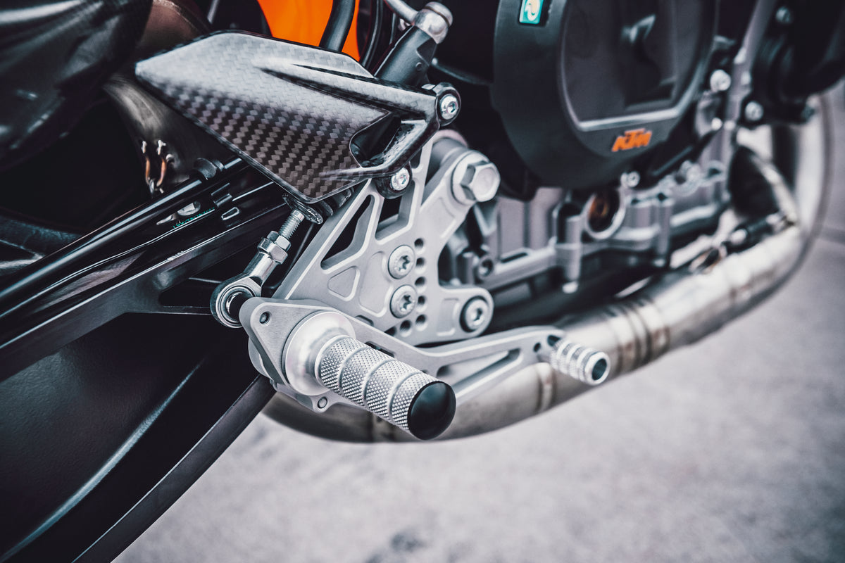 Sistema de Estriberas Factory KTM Duke 790/890