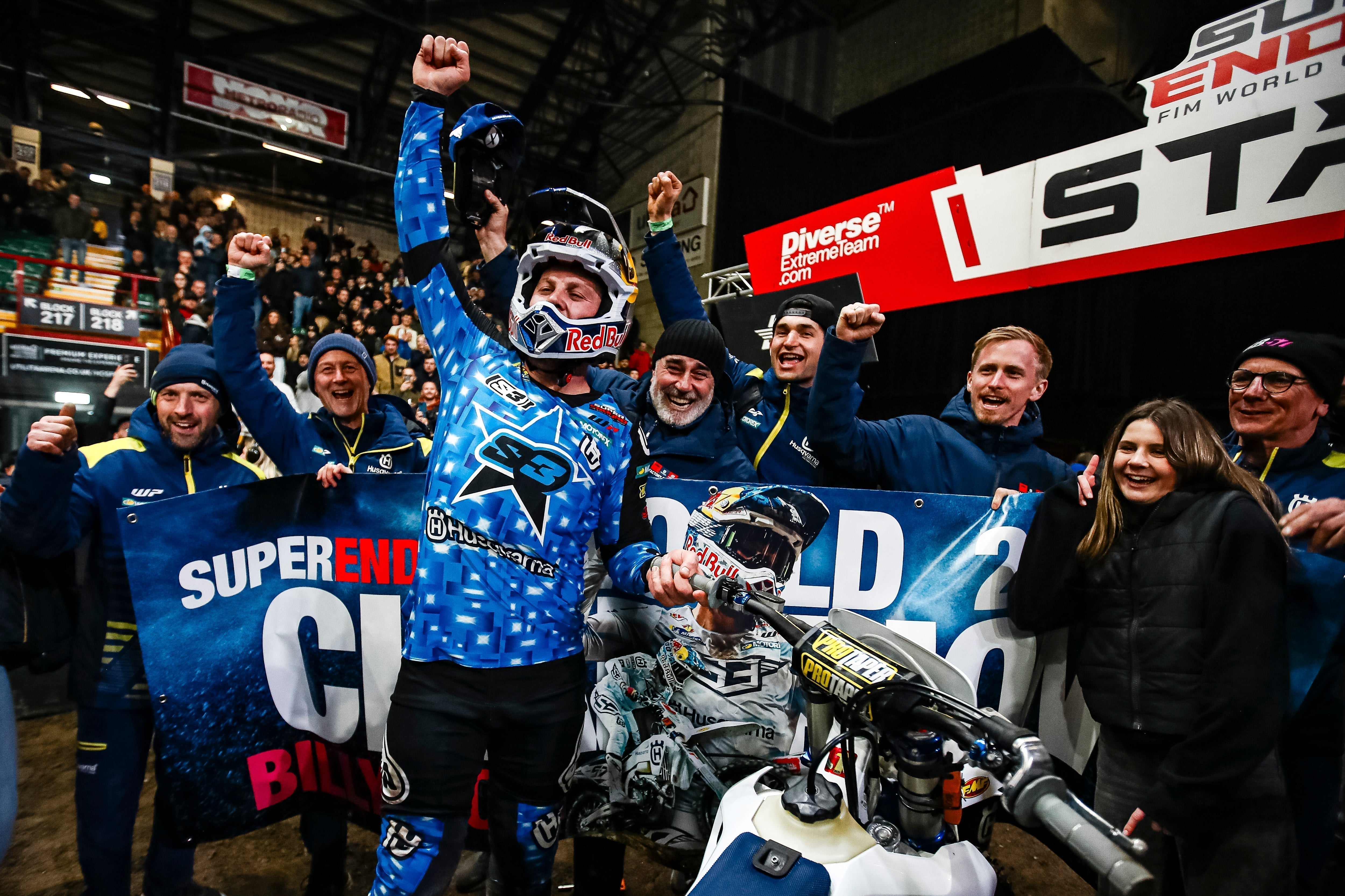 Billy Bolt, se coronó campeón del Campeonato Mundial FIM de SuperEnduro FIM 2026 en su tierra natal